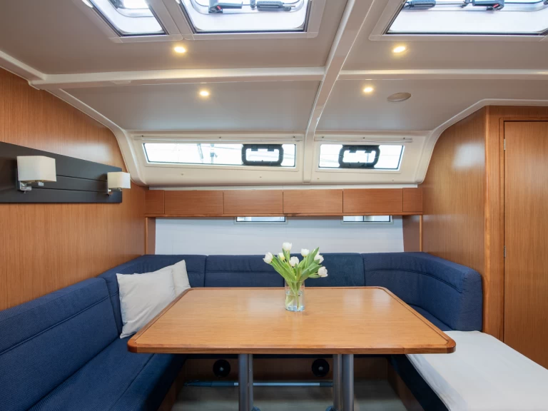 Alquiler Lávrio - Bavaria Cruiser 51 en SamBoat