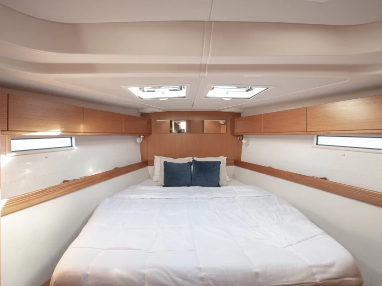 Alquiler de embarcaciones Bavaria Cruiser 51 enLávrio en Samboat