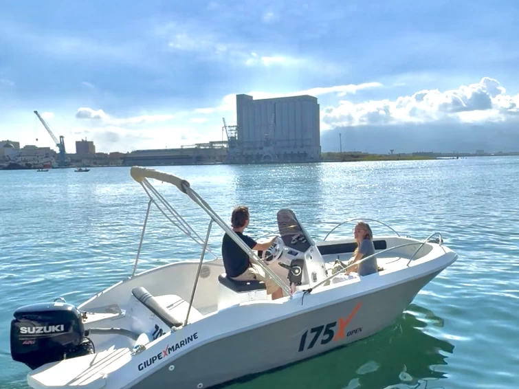 Alquiler de giupex 175X en Torre Annunziata