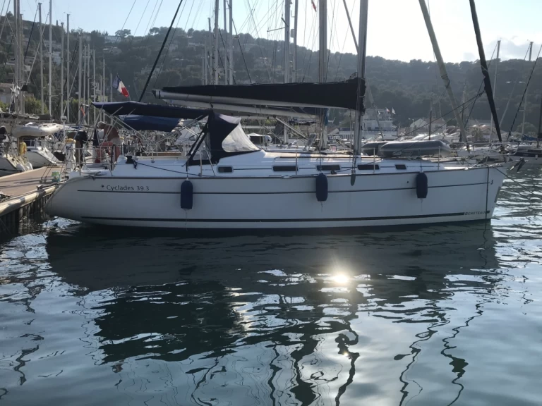 Velero para alquilar Saint-Mandrier-sur-Mer al mejor precio