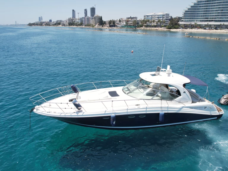 Alquiler Lancha Sea Ray con o sin  título de navegación