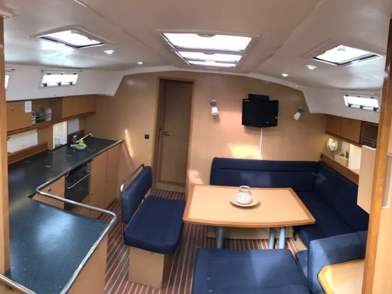 Alquiler Velero Bavaria con o sin  título de navegación