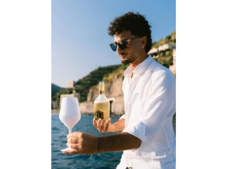 Alquiler Lancha Apreamare con o sin  título de navegación