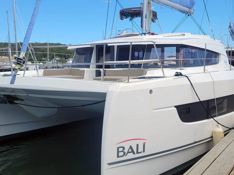 Alquiler Catamarán Bali con o sin  título de navegación
