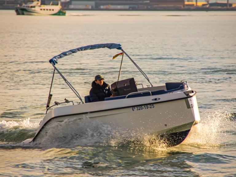 Alquiler de embarcaciones Bey Yacht Bey 18 enEl Puerto de Santa María en Samboat