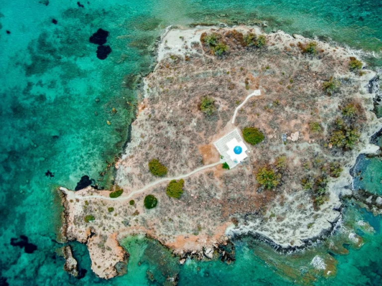 Swiss boat ponton Starlounger de alquiler a Naoussa