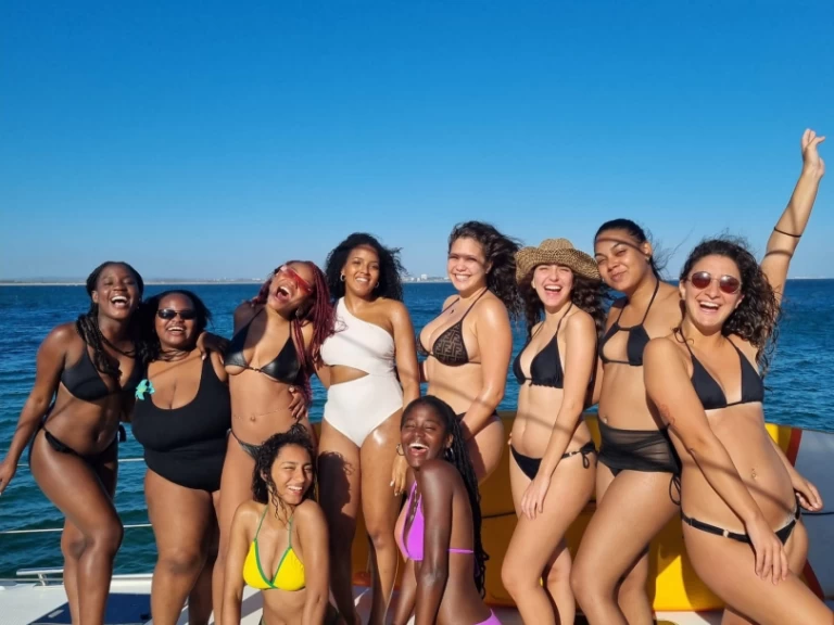 Alquiler de embarcaciones Fountaine Pajot Helia 44 Maestro enLagos en Samboat