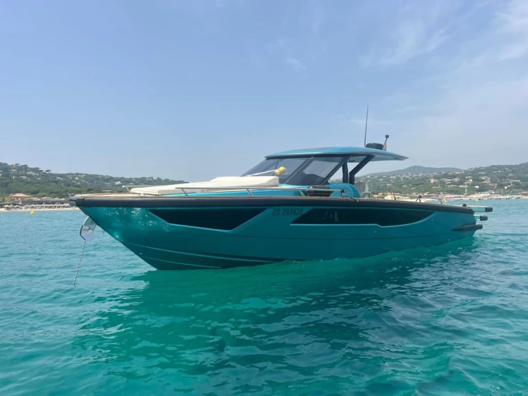 Alquiler de Yate de lujo, con o sin patrón FORZA Beaulieu-sur-Mer