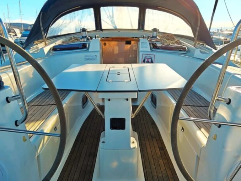 Velero para alquilar Punat al mejor precio