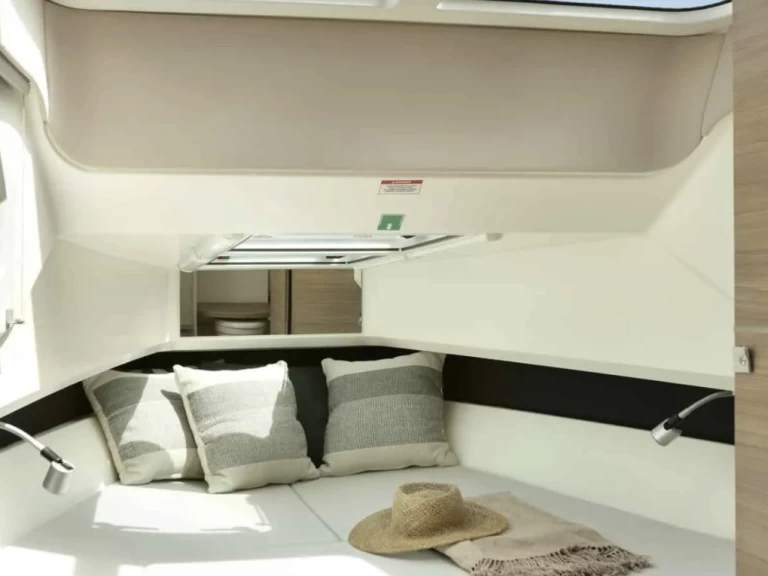 Lancha para alquilar Sithonia al mejor precio