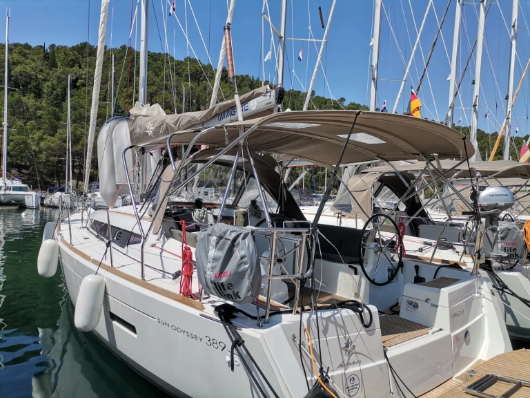 Alquiler Velero en Gouviá - Jeanneau Sun Odyssey 389