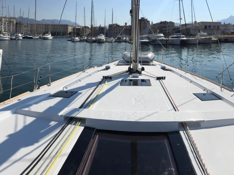 Alquiler de barcos Marsala barato de Oceanis 48