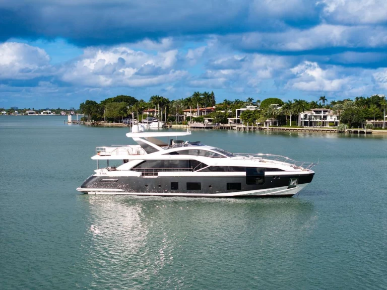 Alquiler de Yate de lujo, con o sin patrón Azimut Coconut Grove