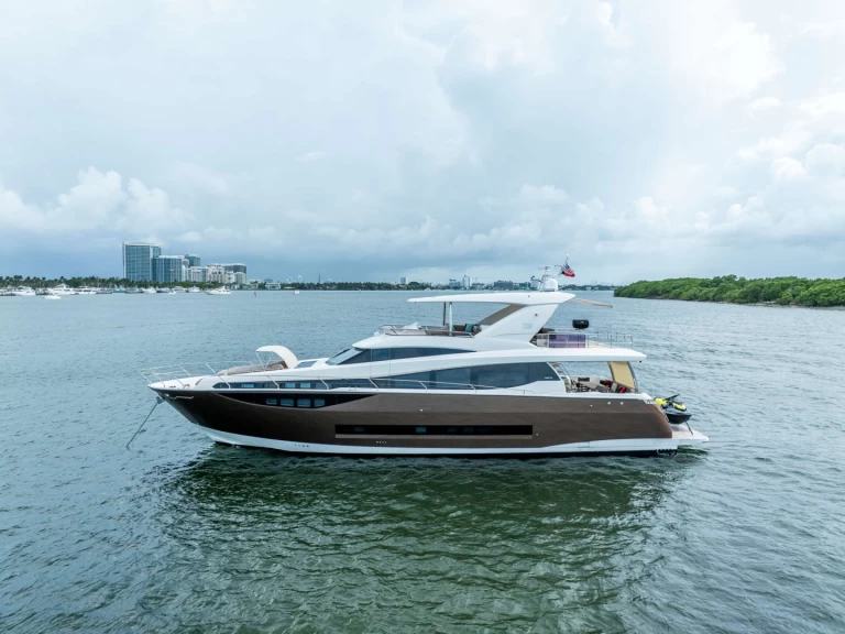 Alquiler de Yate de lujo, con o sin patrón Prestige Yachts Nassau