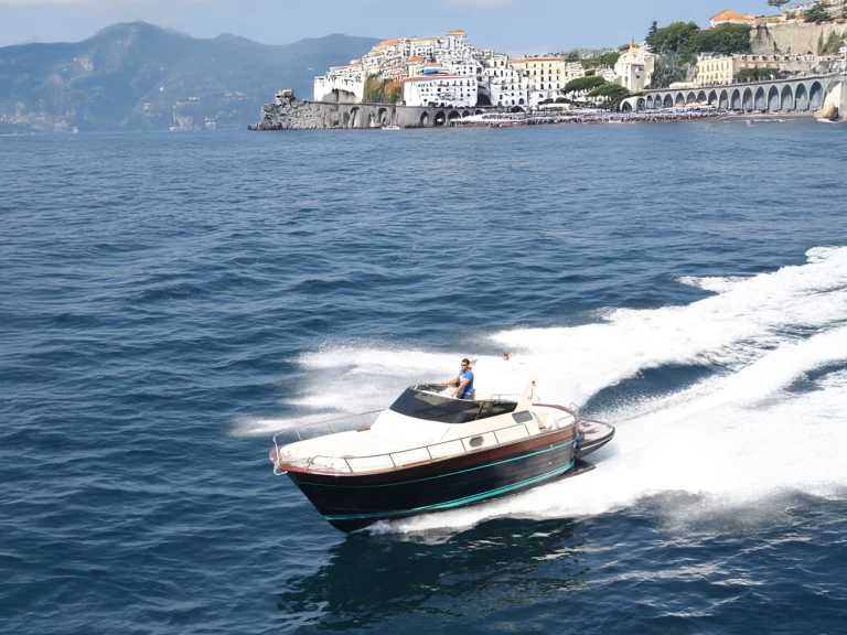 Alquiler Lancha Jeranto con o sin  título de navegación