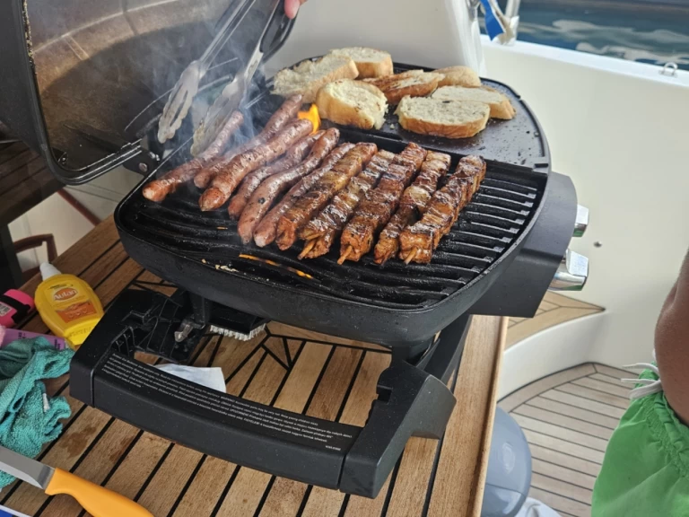 Lancha para alquilar Tribunj al mejor precio