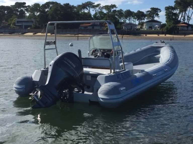 Alquiler de barcos Piraillan barato de Sacs S 750 Madras