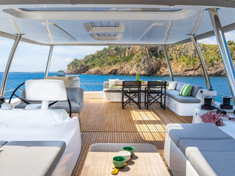 Alquiler de Catamarán, con o sin patrón Lagoon Portisco