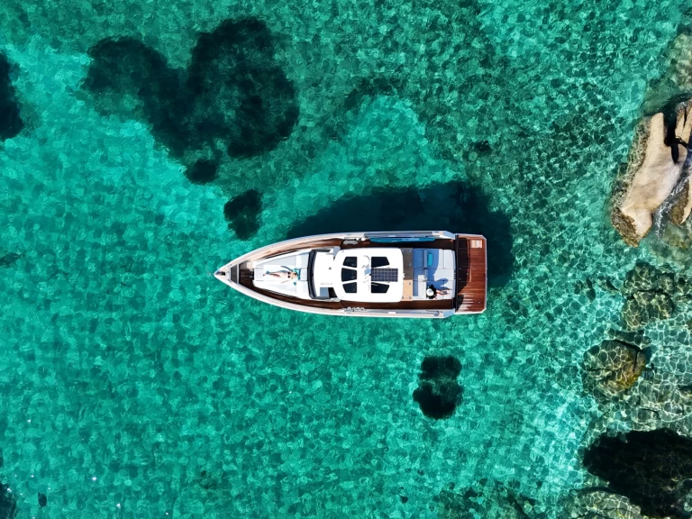 Alquiler de barcos Cannigione barato de Fjord 44 Open