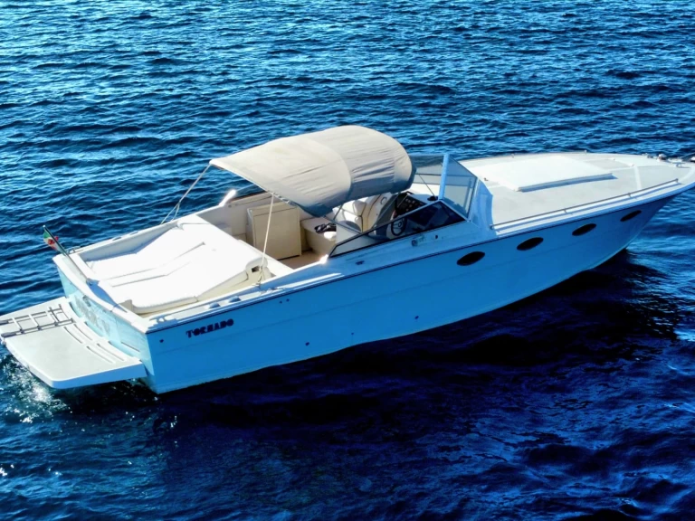 Alquiler de embarcaciones Tornado Tornado 38 Flush Deck enPositano en Samboat