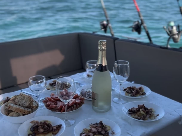 Alquiler de Jeanneau Merry Fisher 895 en Puerto de Alicante