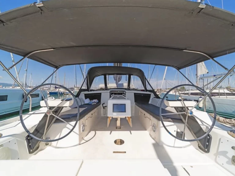 Alquiler de Dufour Dufour 430 en Ávdira