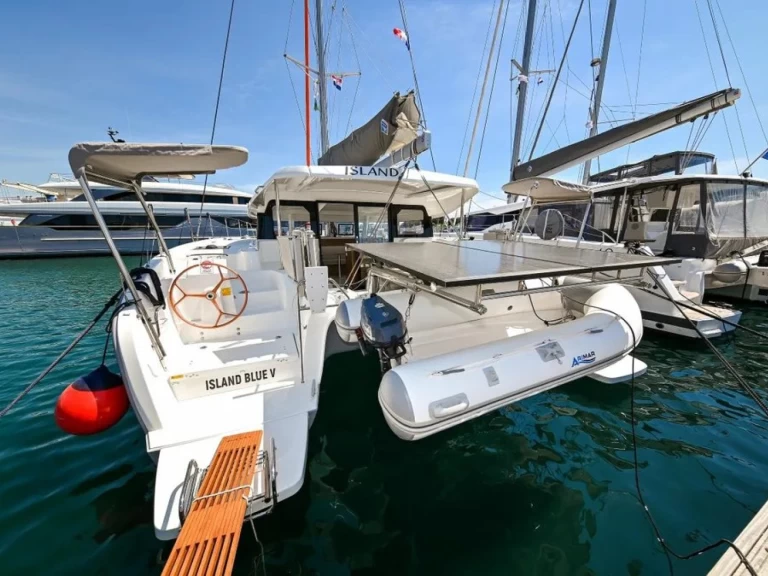 Catamarán para alquilar Zadar al mejor precio