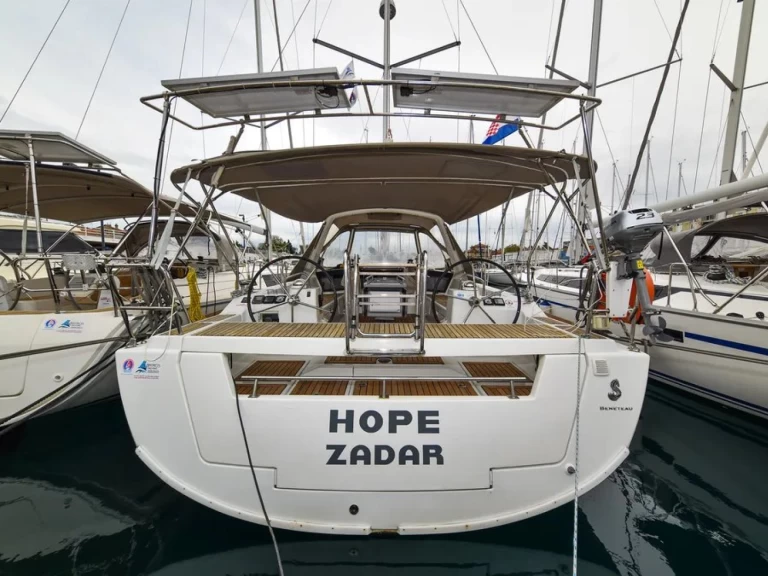 Alquiler de Bénéteau Oceanis 41 en Zadar