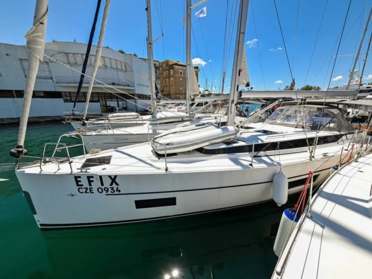 Alquiler de embarcaciones Bavaria Bavaria C45 enZadar en Samboat