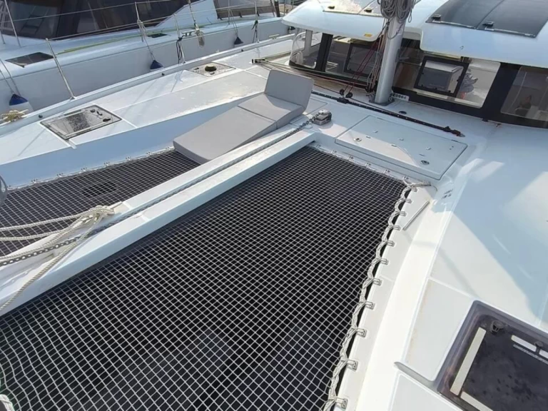 Alquiler de Catamarán, con o sin patrón Excess Pula