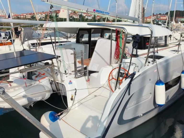 Alquiler de barcos Pula barato de Excess 11