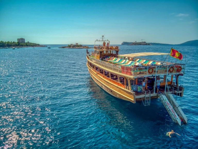 Alquiler de barcos Tivat barato de craft