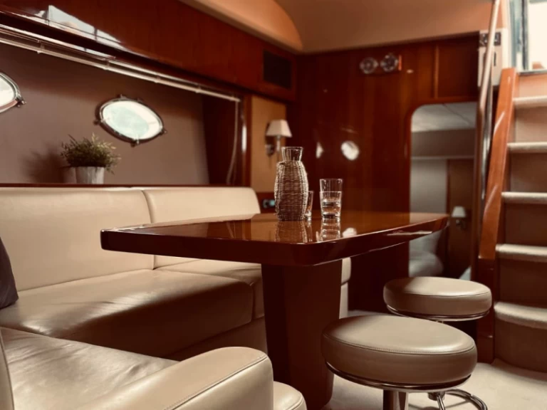 Alquiler Yate de lujo en Makarska - Princess Princess V53