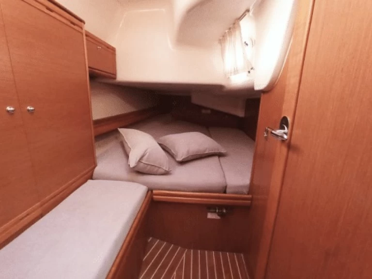 Velero para alquilar Volos al mejor precio