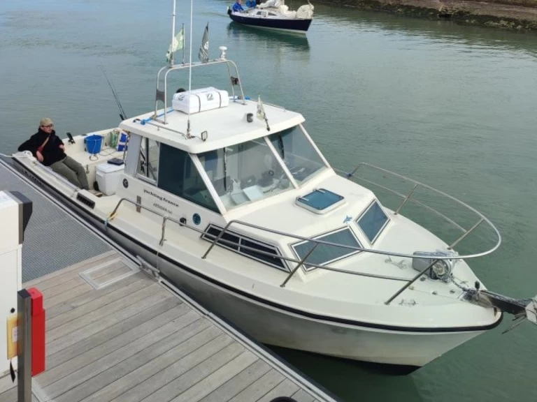 arcoa yachting france artaban 760 de alquiler a La Vieille Perrotine