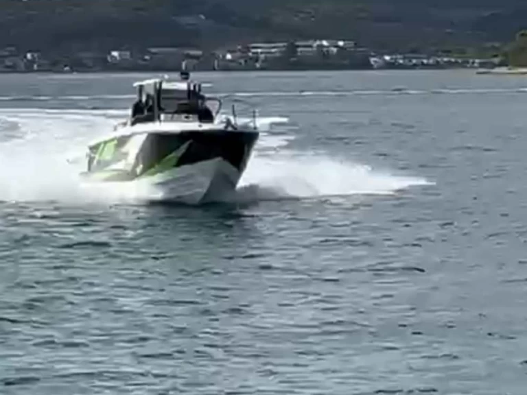 Alquiler Lancha GRANDE MARE 29 con o sin  título de navegación