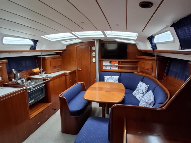 Bénéteau Oceanis Clipper 423 de alquiler a Martinique