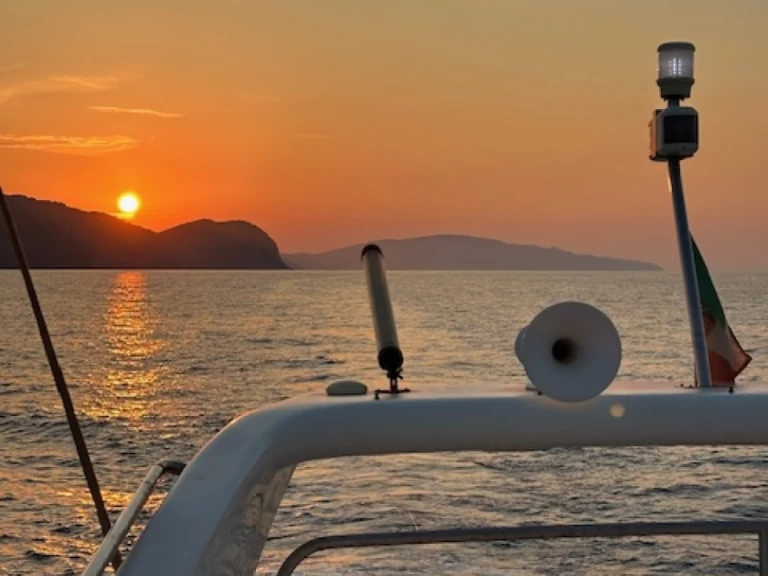 Alquiler Lancha en San Vincenzo - Azimut Azimut 42 Fly