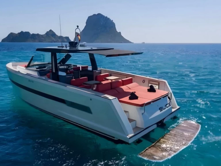 Alquiler Lancha Fjord con o sin  título de navegación