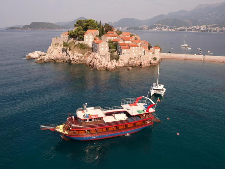 Alquiler Lancha Gulet con o sin  título de navegación