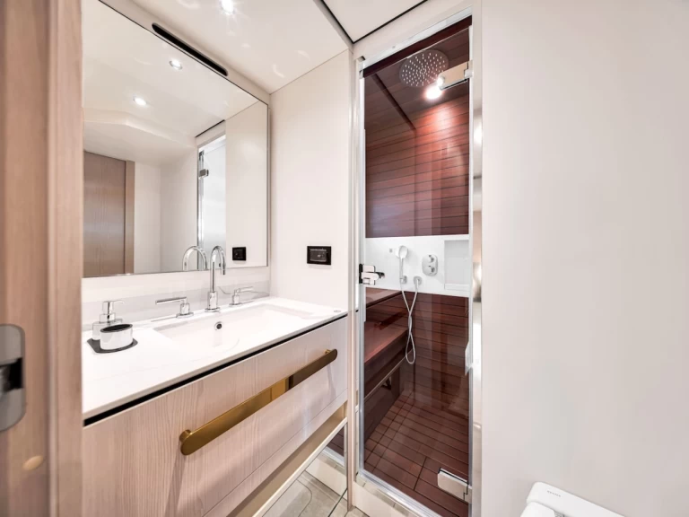 Alquiler de Azimut 78 Fly en Miami