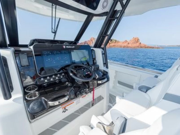 Alquiler de embarcaciones Wellcraft 38 T TOP enMarigot en Samboat