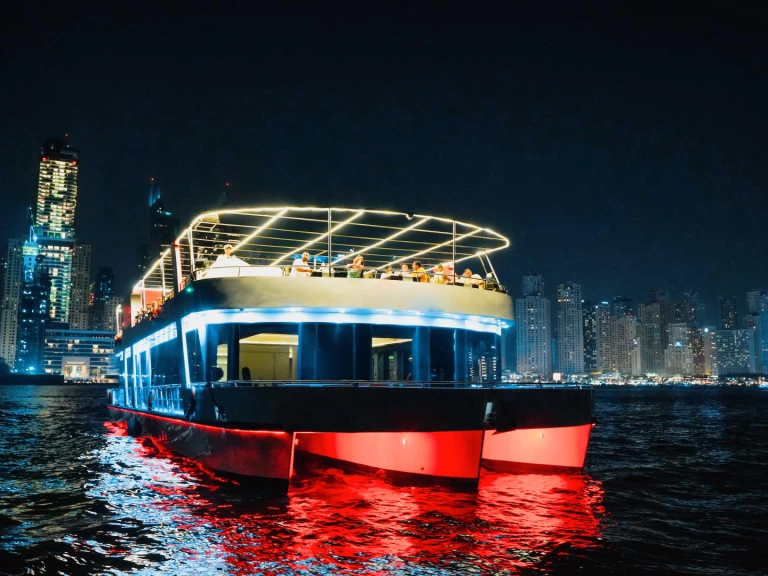 Alquiler de embarcaciones Sunseeker X15 enDubaï harbour en Samboat