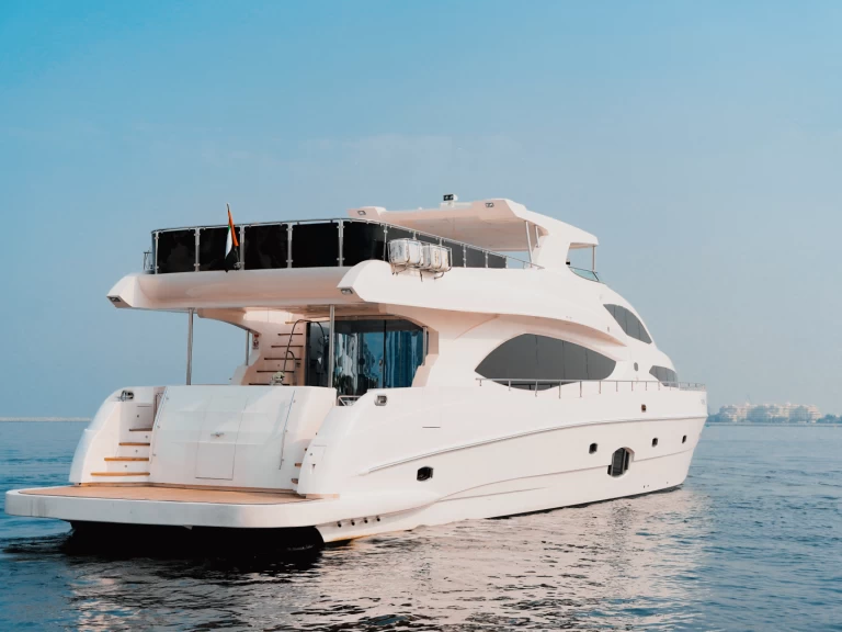 Alquiler Yate de lujo Sunseeker con o sin  título de navegación