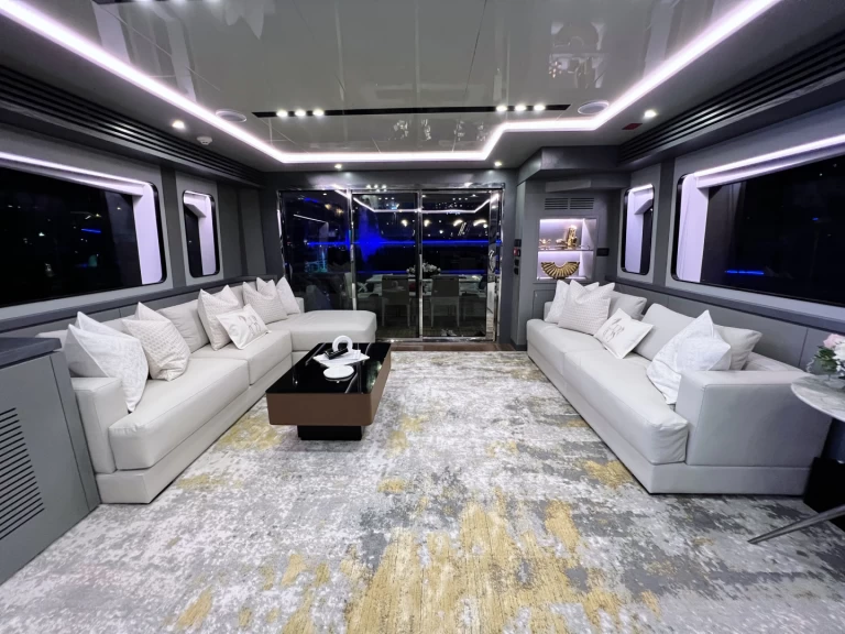 Alquiler Yate de lujo Azimut con o sin  título de navegación