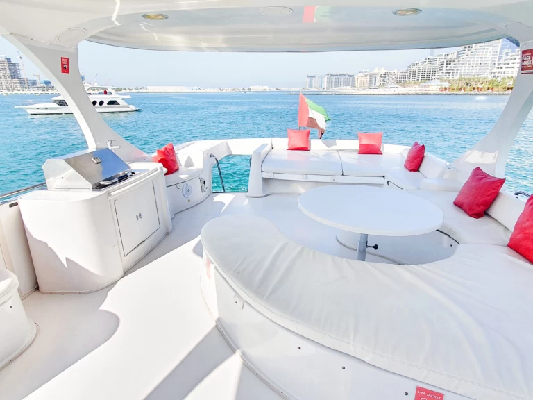 Azimut X23 de alquiler a Dubaï harbour