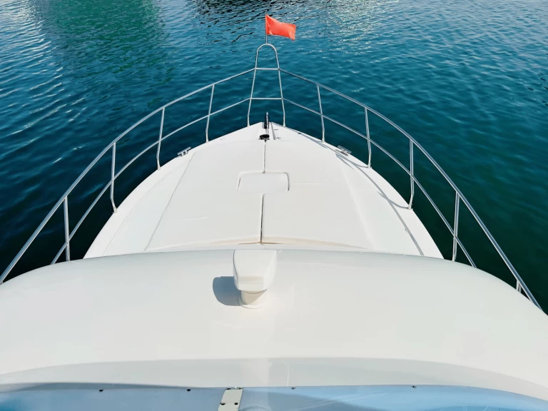 Alquiler de barcos Dubaï harbour barato de X4