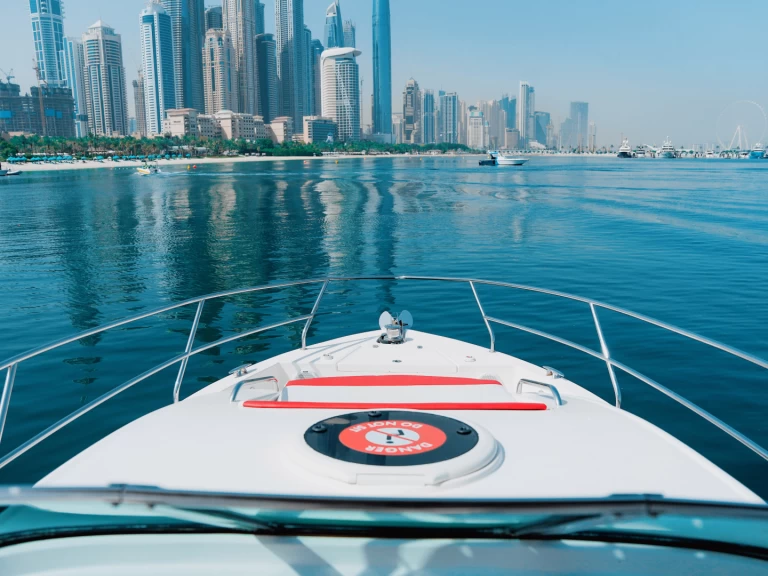 Sea Ray X5 de alquiler a Dubaï harbour