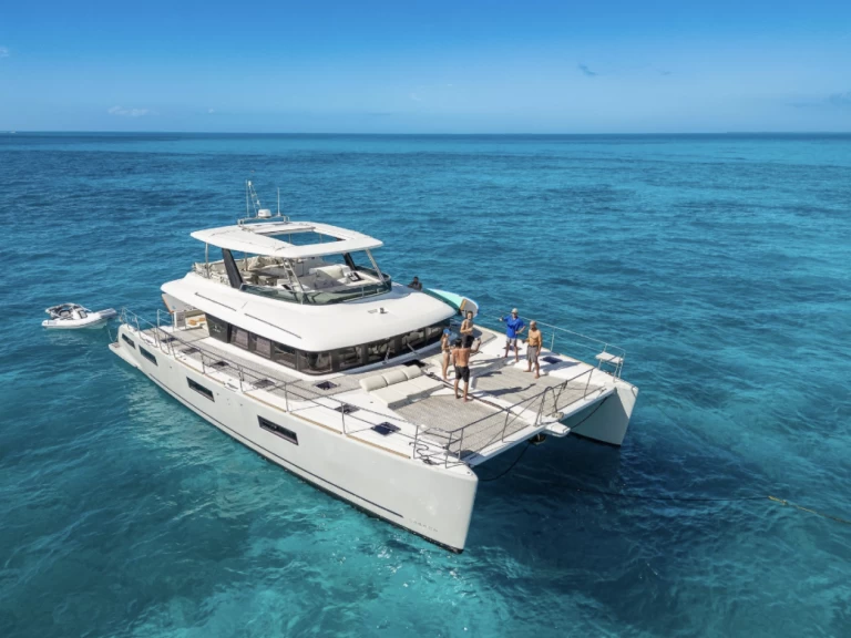 Alquiler de barcos Bay Street Marina barato de Lagoon 630 Motor Yacht