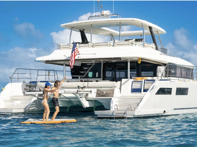Alquiler de embarcaciones Lagoon Lagoon 630 Motor Yacht enBay Street Marina en Samboat
